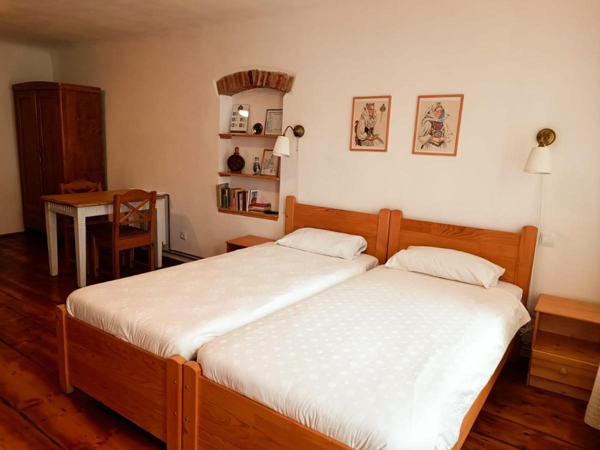 Heltau Apartments Cisnădie Esterno foto